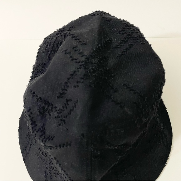 Women’s Black Bucket Hat with Green Patch Era - Picture 7 of 11